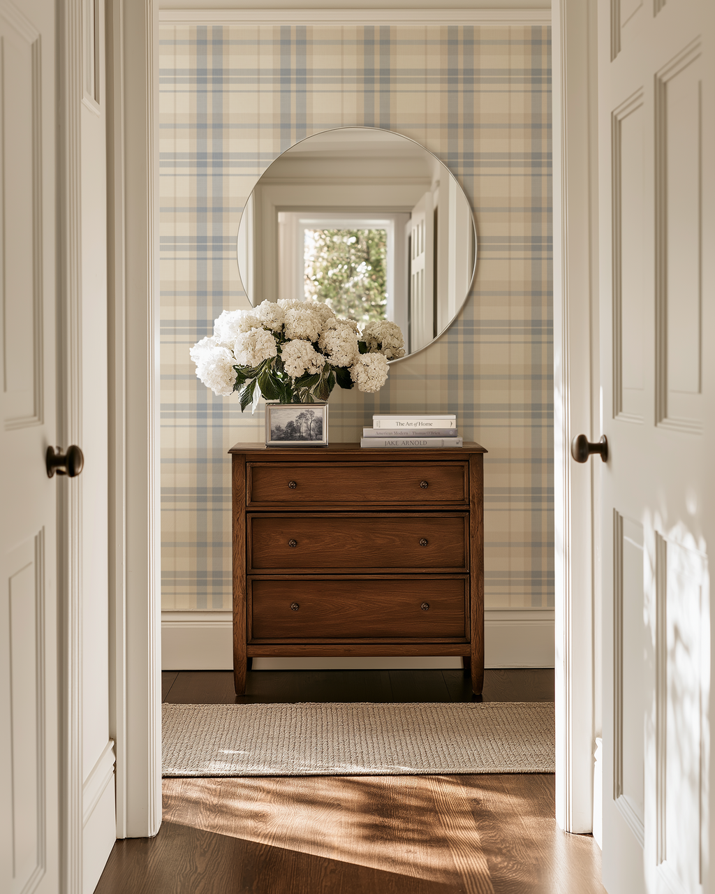 Cozy Cottage tartan Plaid Wallpaper for Bathrooms or Nursery Bedrooms