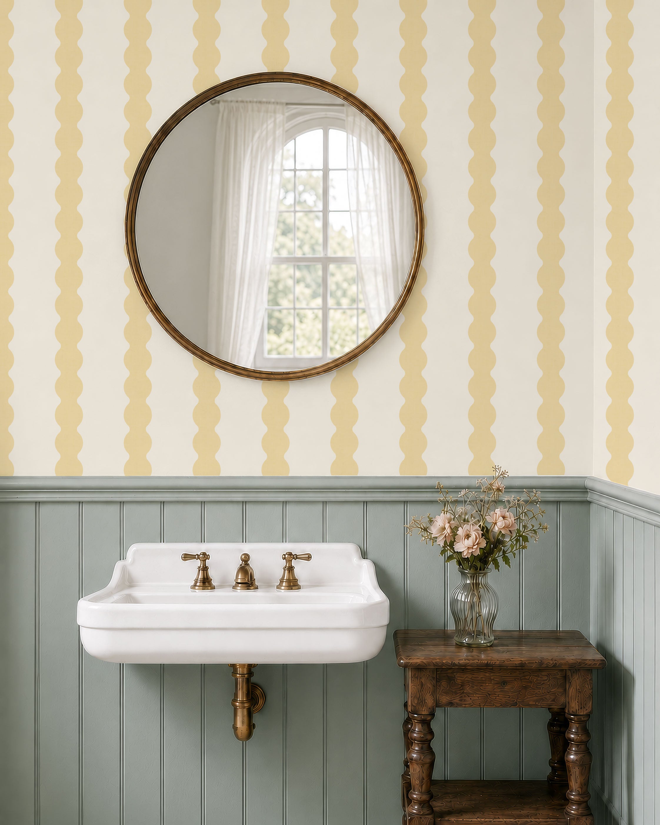 Retro Pastel yellow Wavy Striped Wallpaper